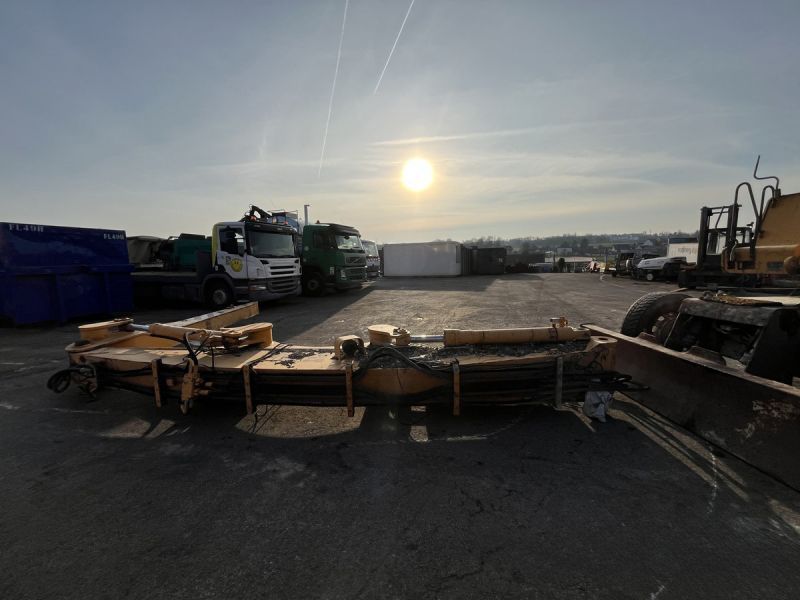 LIEBHERR A316 - POUR PIECES