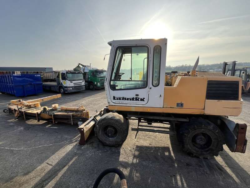LIEBHERR A316 - POUR PIECES