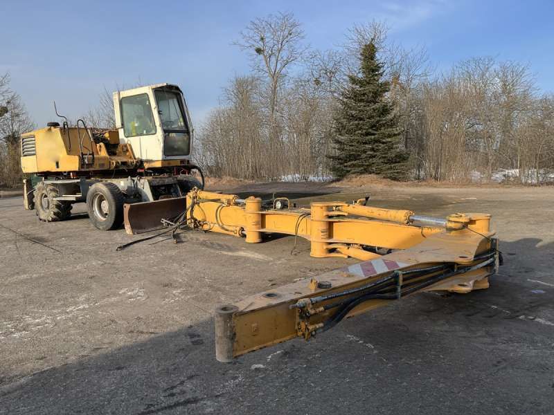LIEBHERR A316 - POUR PIECES