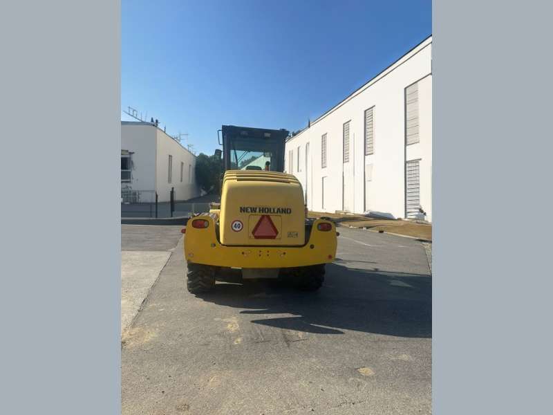 NEW HOLLAND F106.6A 6X6 MACHINE SUISSE