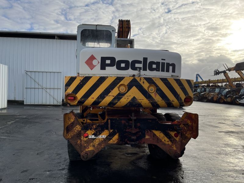 POCLAIN P60