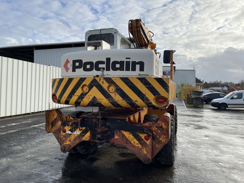 POCLAIN P60