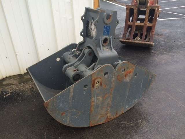 LIEBHERR GM10SW - 800mm