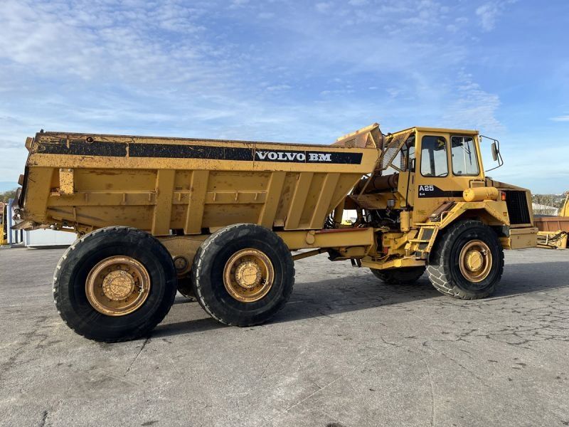VOLVO A25 6X4