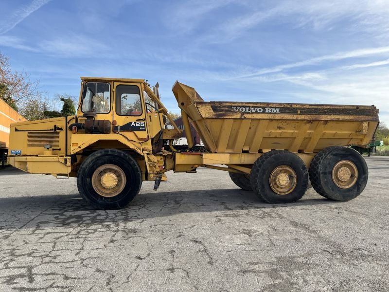 VOLVO A25 6X4