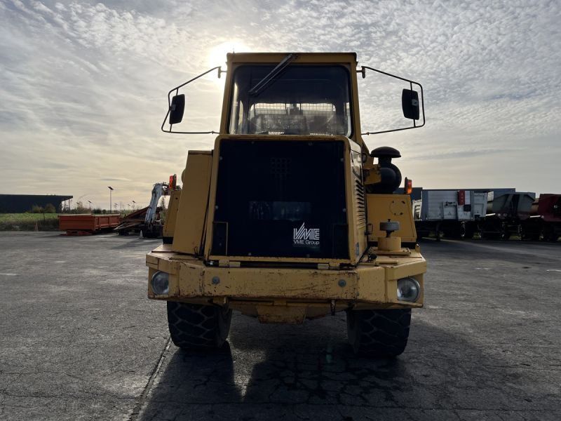 VOLVO A25 6X4