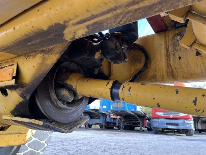 VOLVO A25 6X4