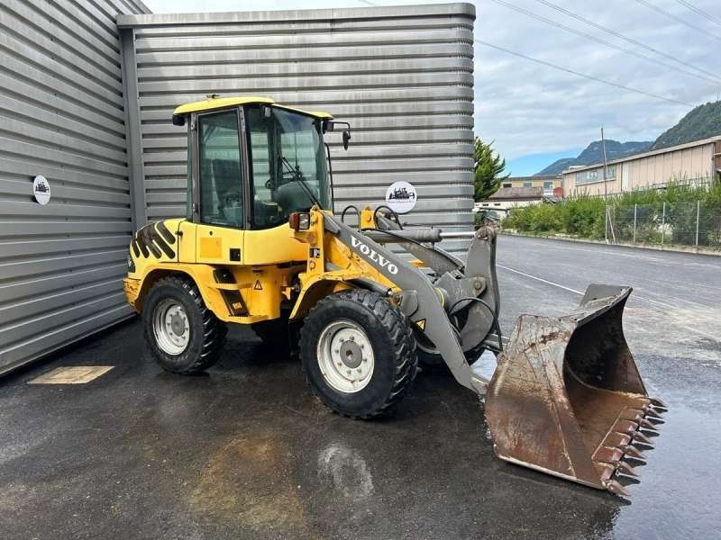 VOLVO L30Z