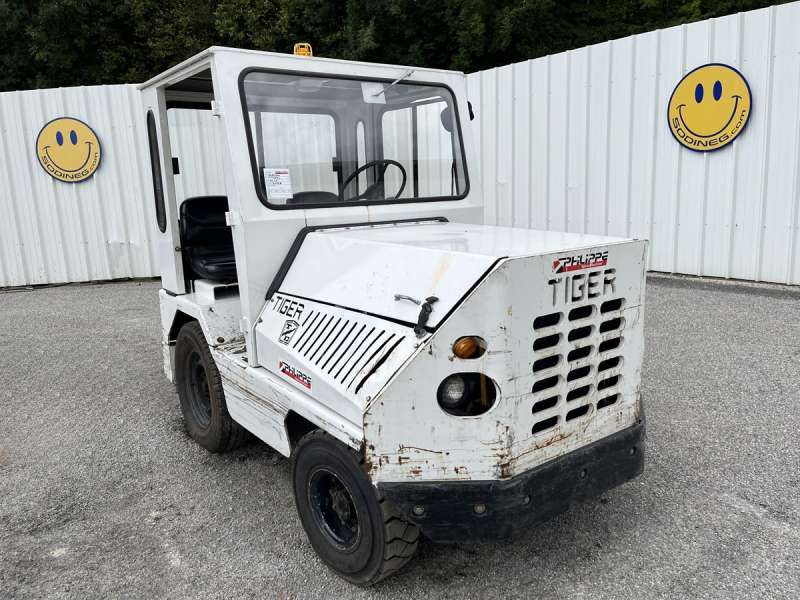 TAYLOR-DUNN TC-40