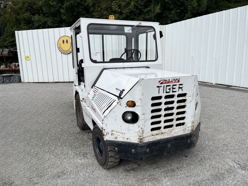 TAYLOR-DUNN TC-40