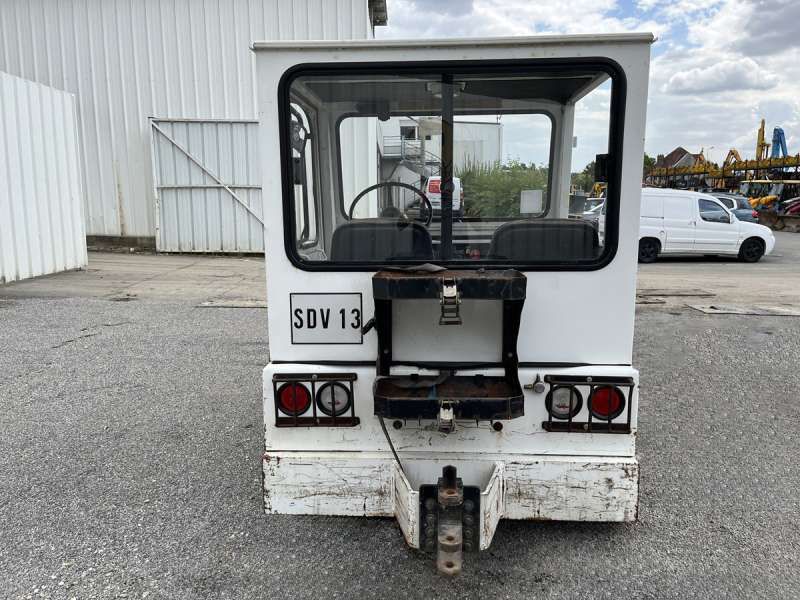 TAYLOR-DUNN TC-40