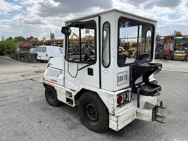TAYLOR-DUNN TC-40