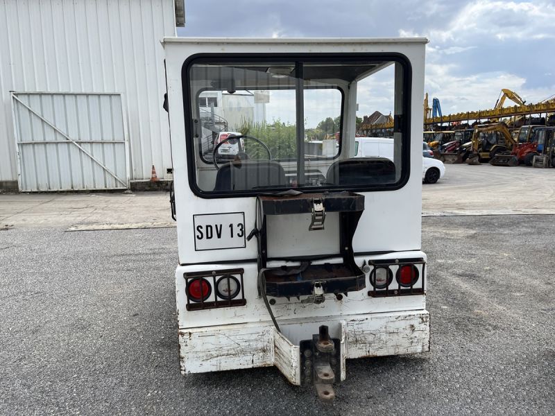 TAYLOR-DUNN TC-40