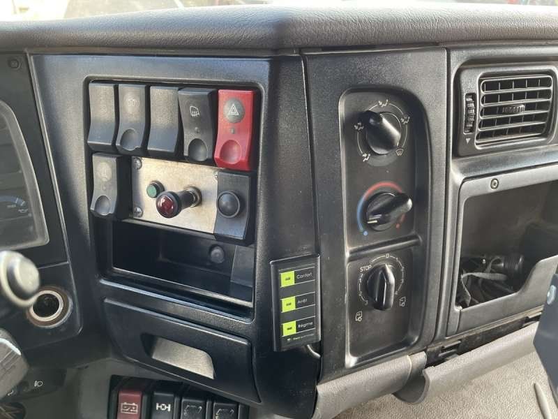 RENAULT PREMIUM 370-26 AVEC BOUILLE ACMAR