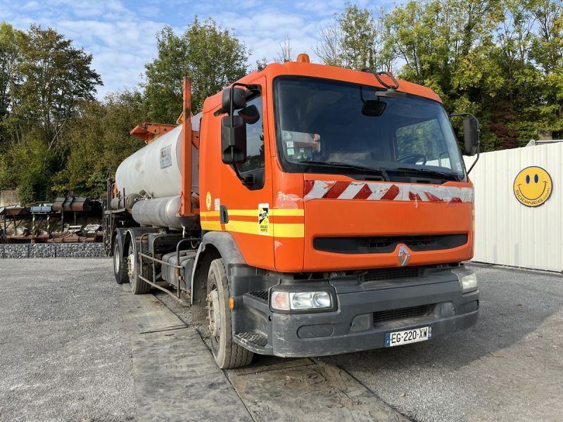 RENAULT PREMIUM 370-26 AVEC BOUILLE ACMAR