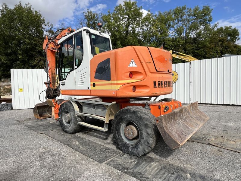 LIEBHERR A918 COMPACT