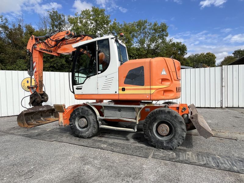LIEBHERR A918 COMPACT