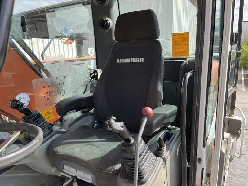 LIEBHERR A918 COMPACT