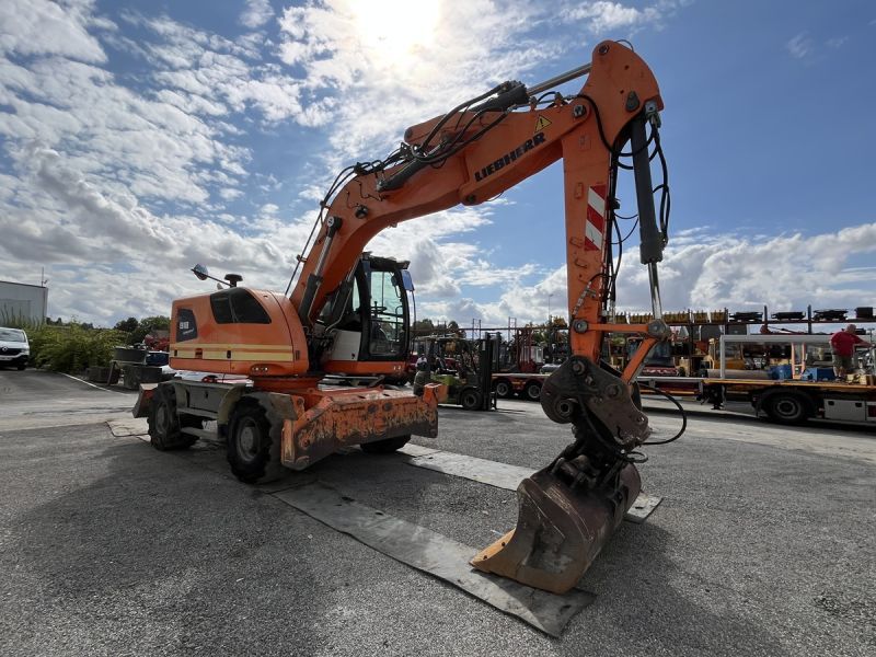 LIEBHERR A918 COMPACT