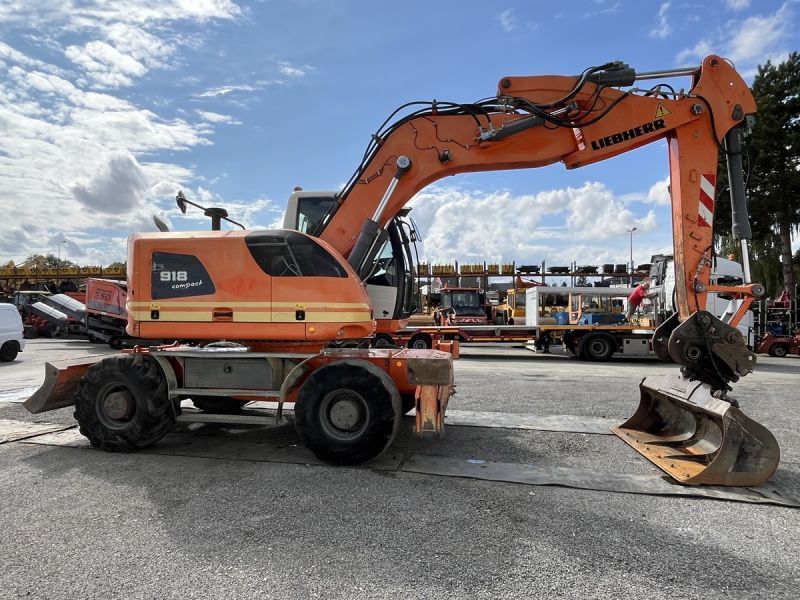LIEBHERR A918 COMPACT