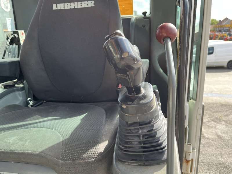 LIEBHERR A918 COMPACT