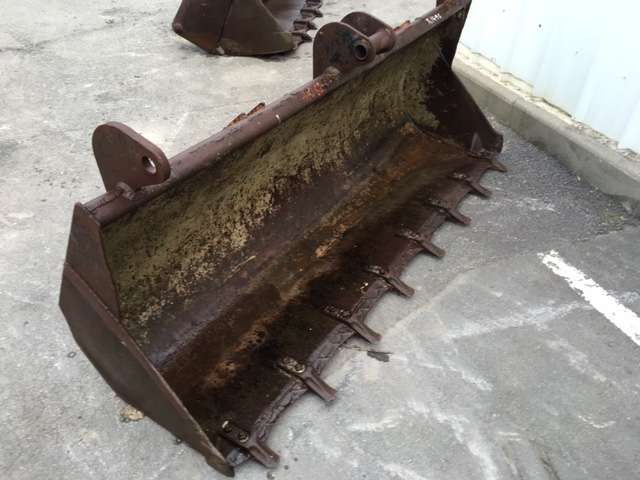 CASE 2300mm - Tractopelle