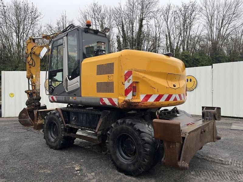HITACHI ZX140W-3