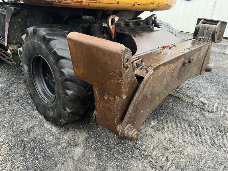 HITACHI ZX140W-3