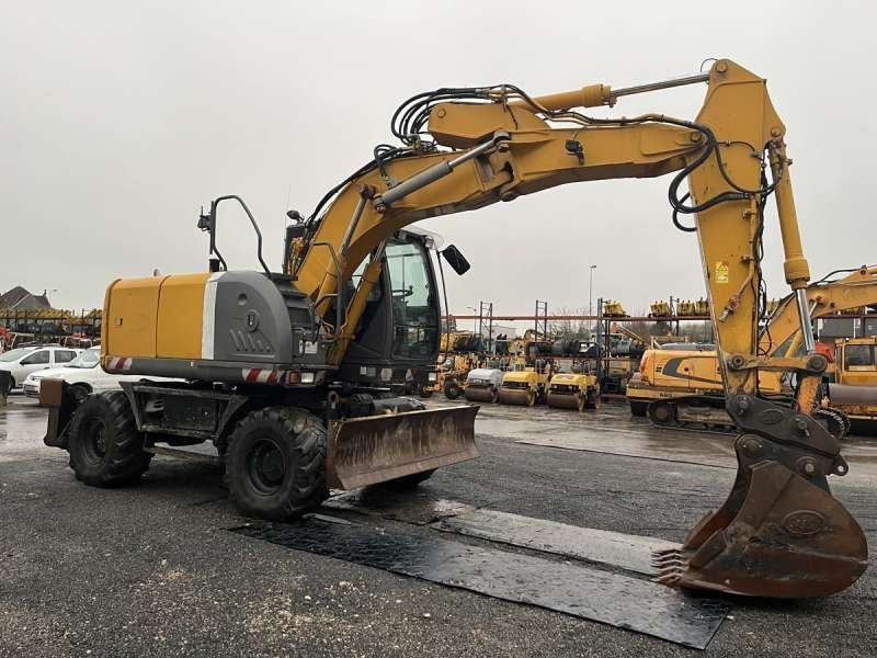 HITACHI ZX140W-3