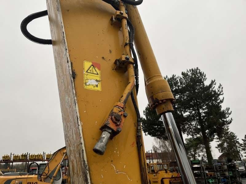 HITACHI ZX140W-3