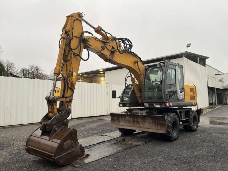 HITACHI ZX140W-3