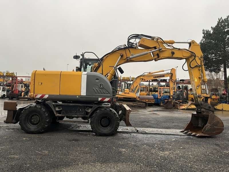 HITACHI ZX140W-3