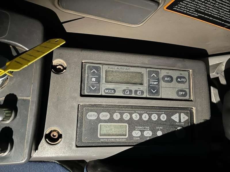 HITACHI ZX140W-3