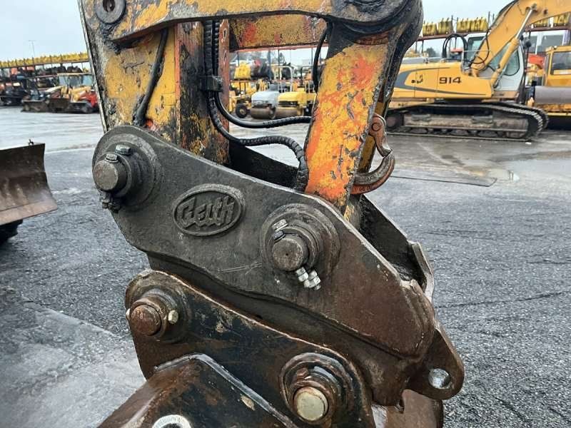 HITACHI ZX140W-3