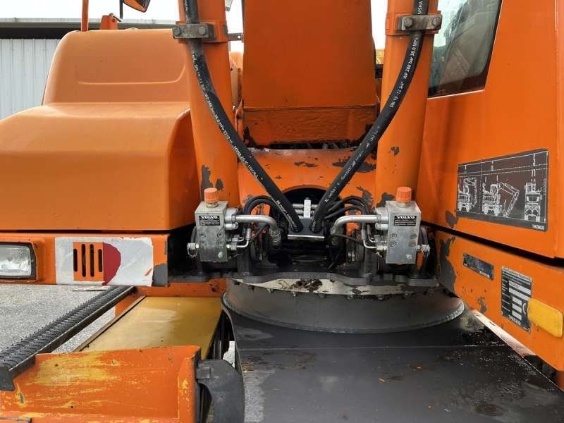 VOLVO EW140D + ROTOTILT