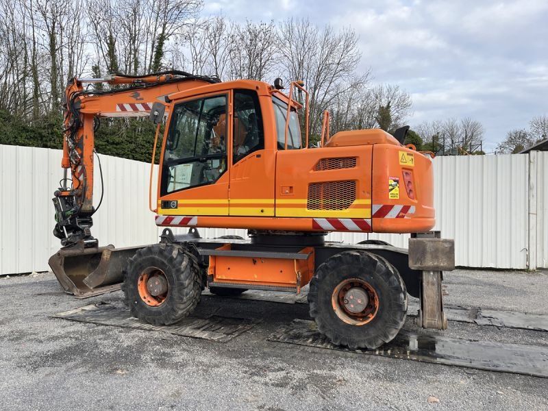 VOLVO EW140D + ROTOTILT