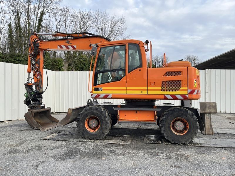 VOLVO EW140D + ROTOTILT