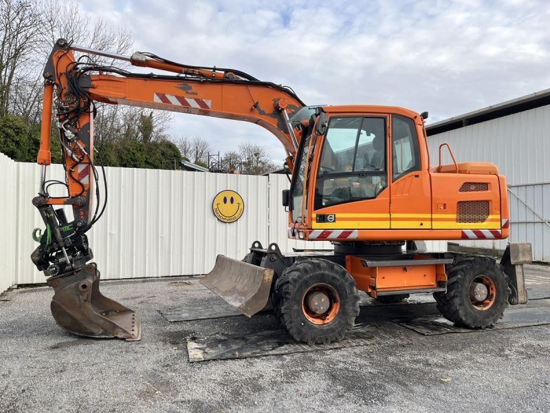 VOLVO EW140D + ROTOTILT