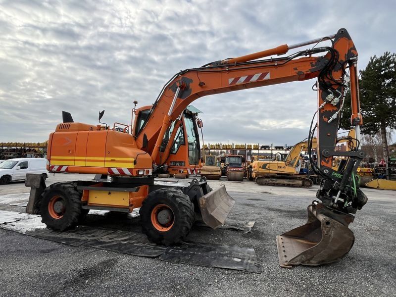 VOLVO EW140D + ROTOTILT
