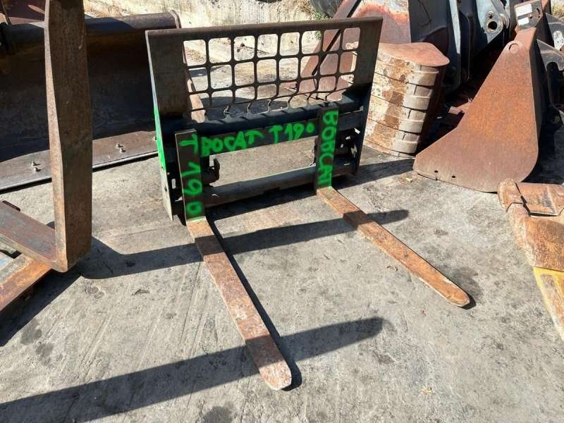BOBCAT T190