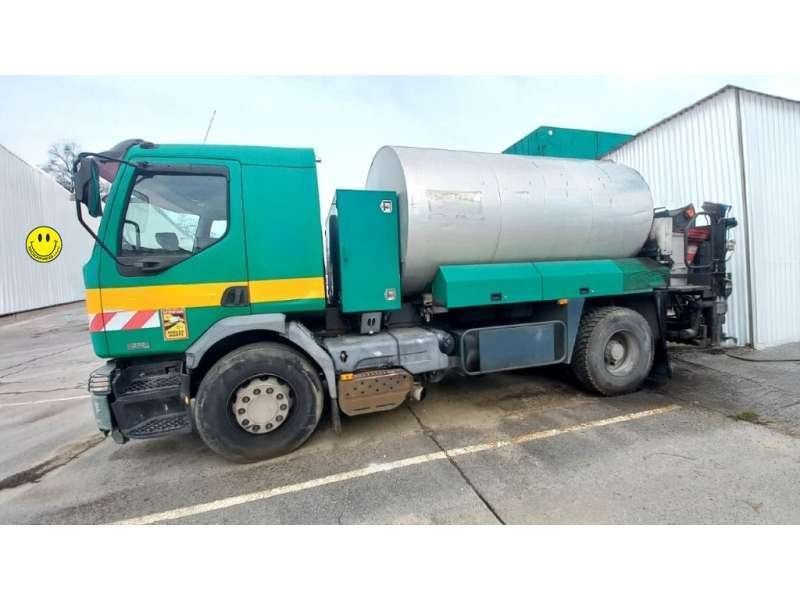 RENAULT PREMIUM LANDER 370 DCI 4X2