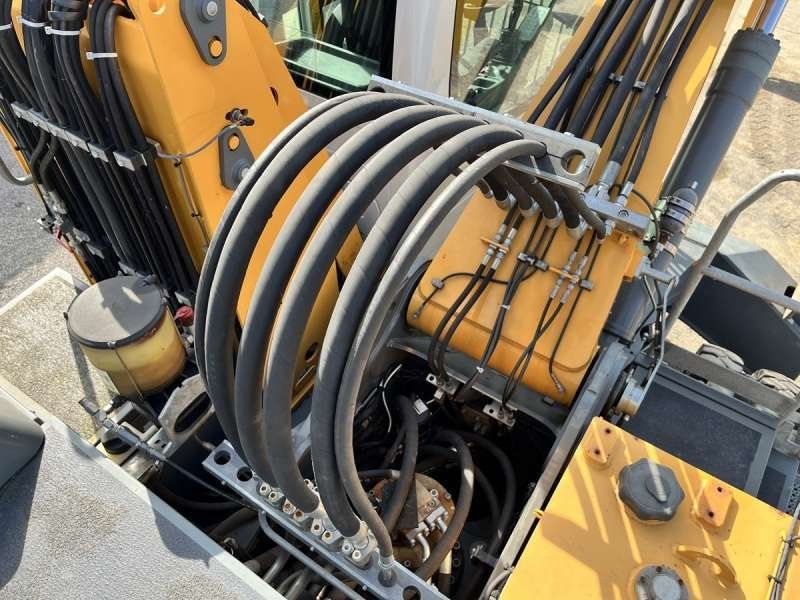 LIEBHERR LH30M LITRONIC