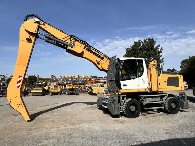LIEBHERR LH30M LITRONIC