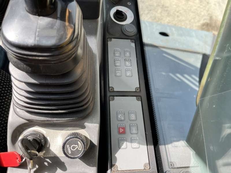 LIEBHERR LH30M LITRONIC