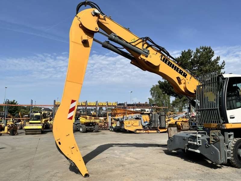 LIEBHERR LH30M LITRONIC