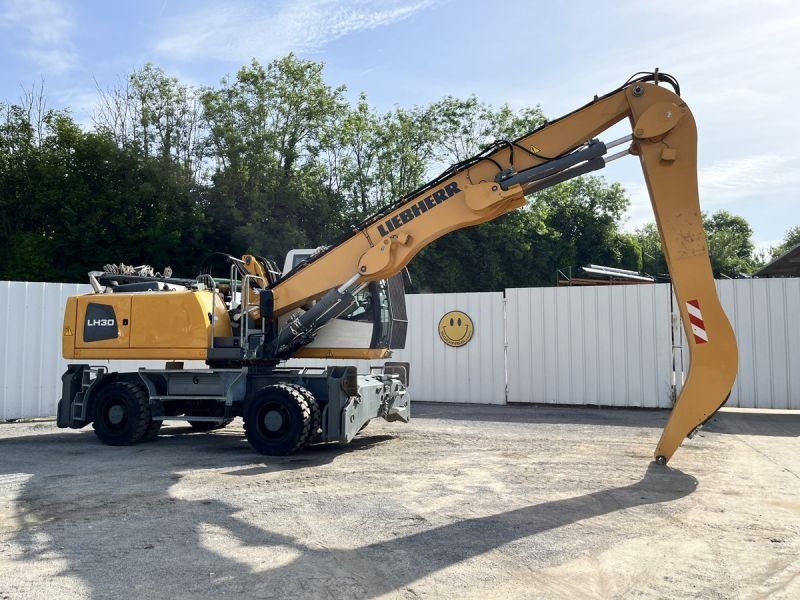 LIEBHERR LH30M LITRONIC