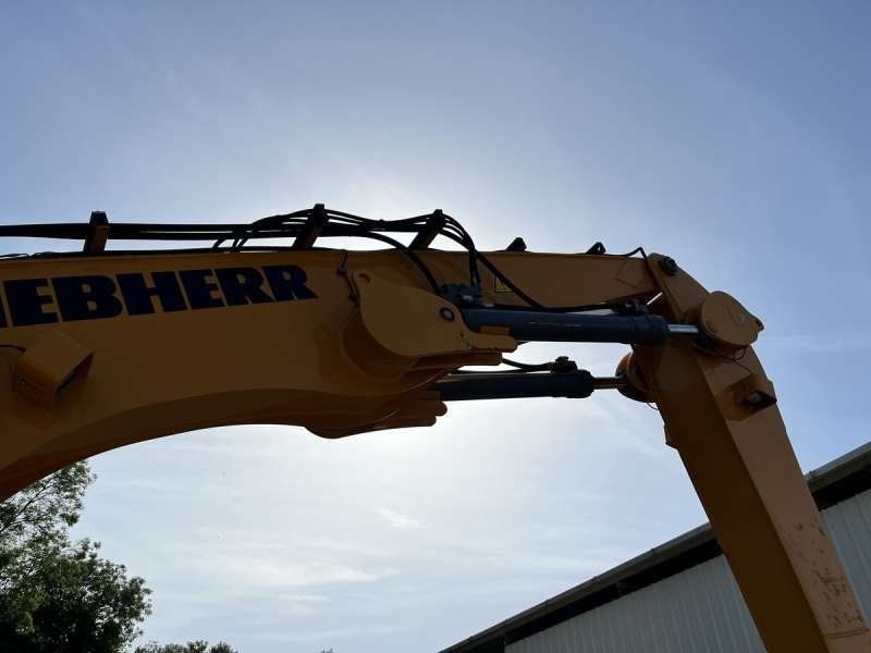 LIEBHERR LH30M LITRONIC