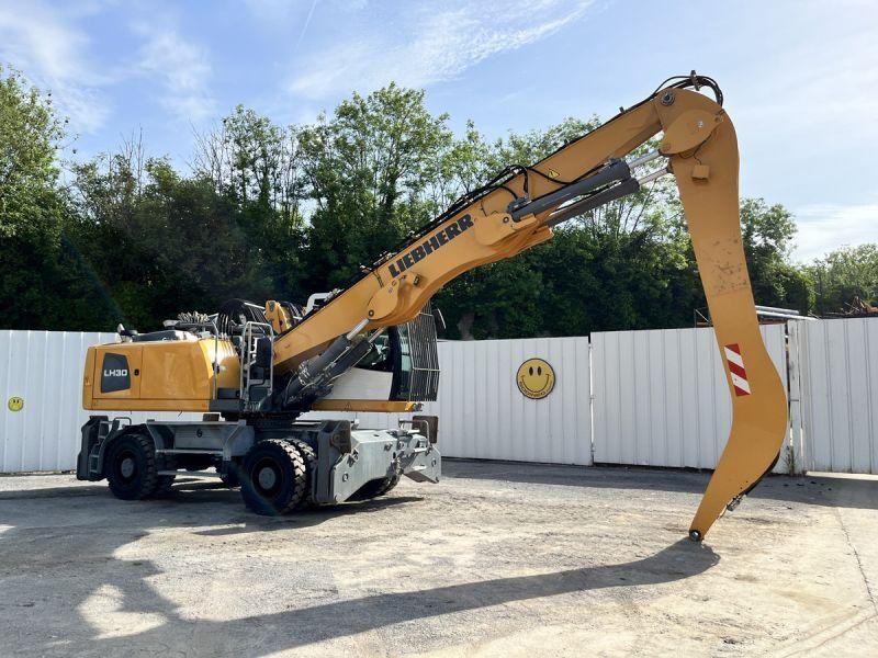 LIEBHERR LH30M LITRONIC