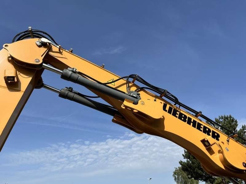 LIEBHERR LH30M LITRONIC