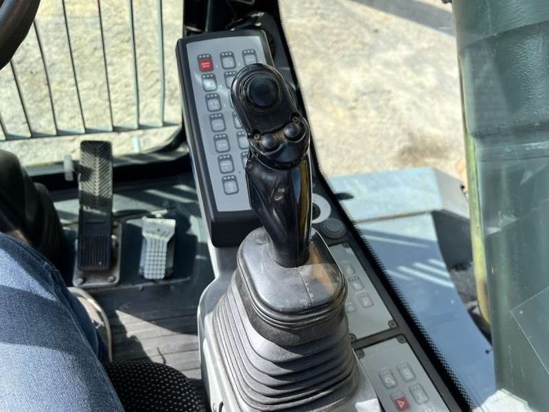 LIEBHERR LH30M LITRONIC
